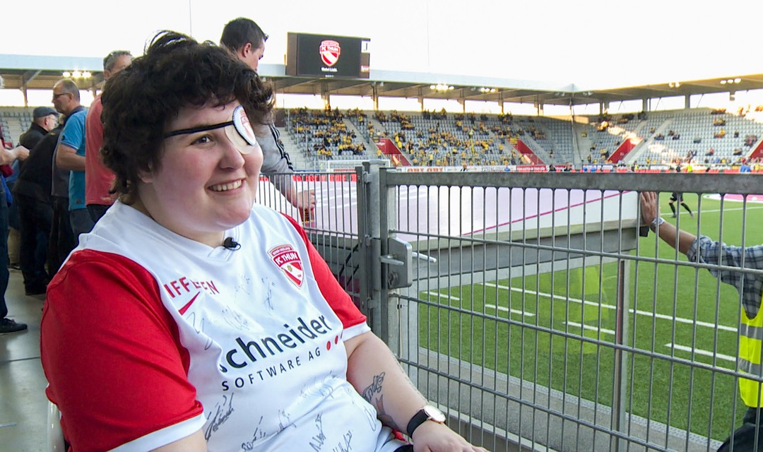 Foto von Luana bei einem Fussballspiels des FC Thun